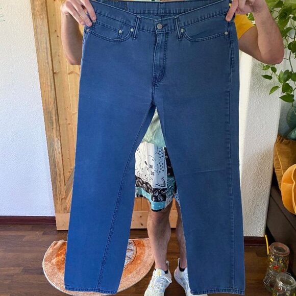 34 32 Levi Jeans - Picture 4 of 7